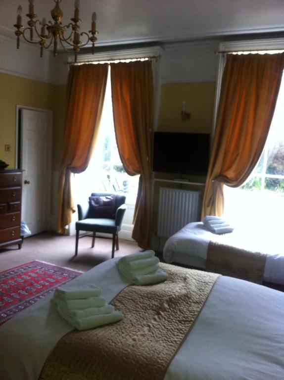 Harmondsworth Hall Guest House West Drayton  Zimmer foto